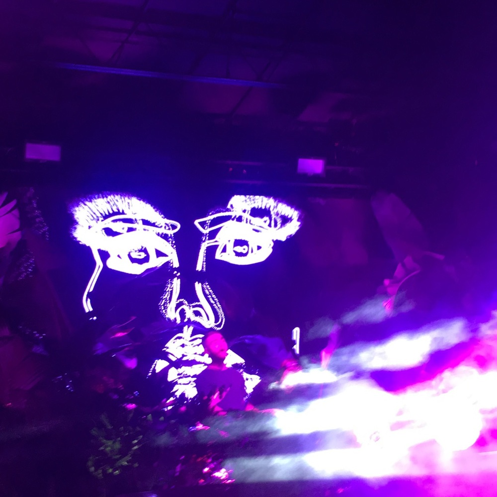 Meet your Posher, Shawna